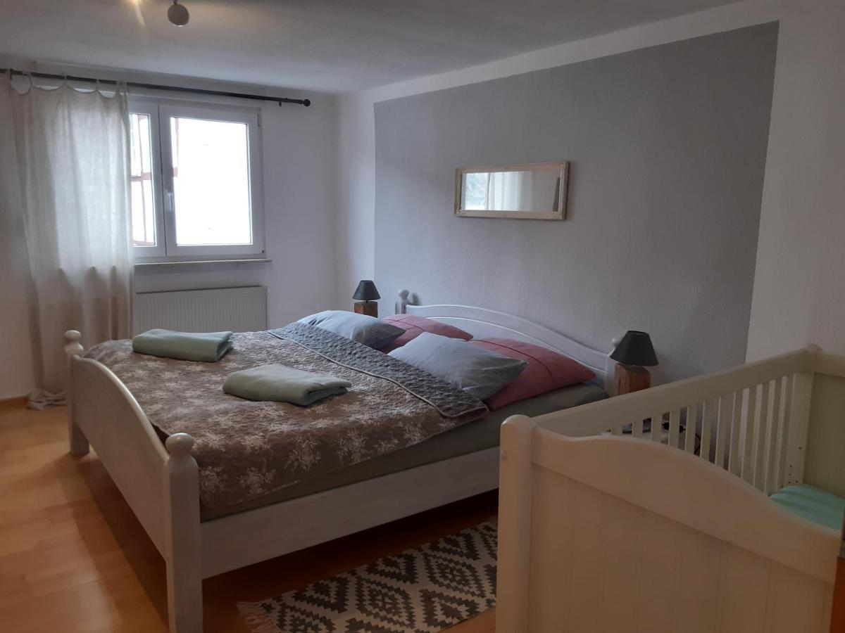 Ferienwohnung-Hallebach Zell an der Mosel Kültér fotó